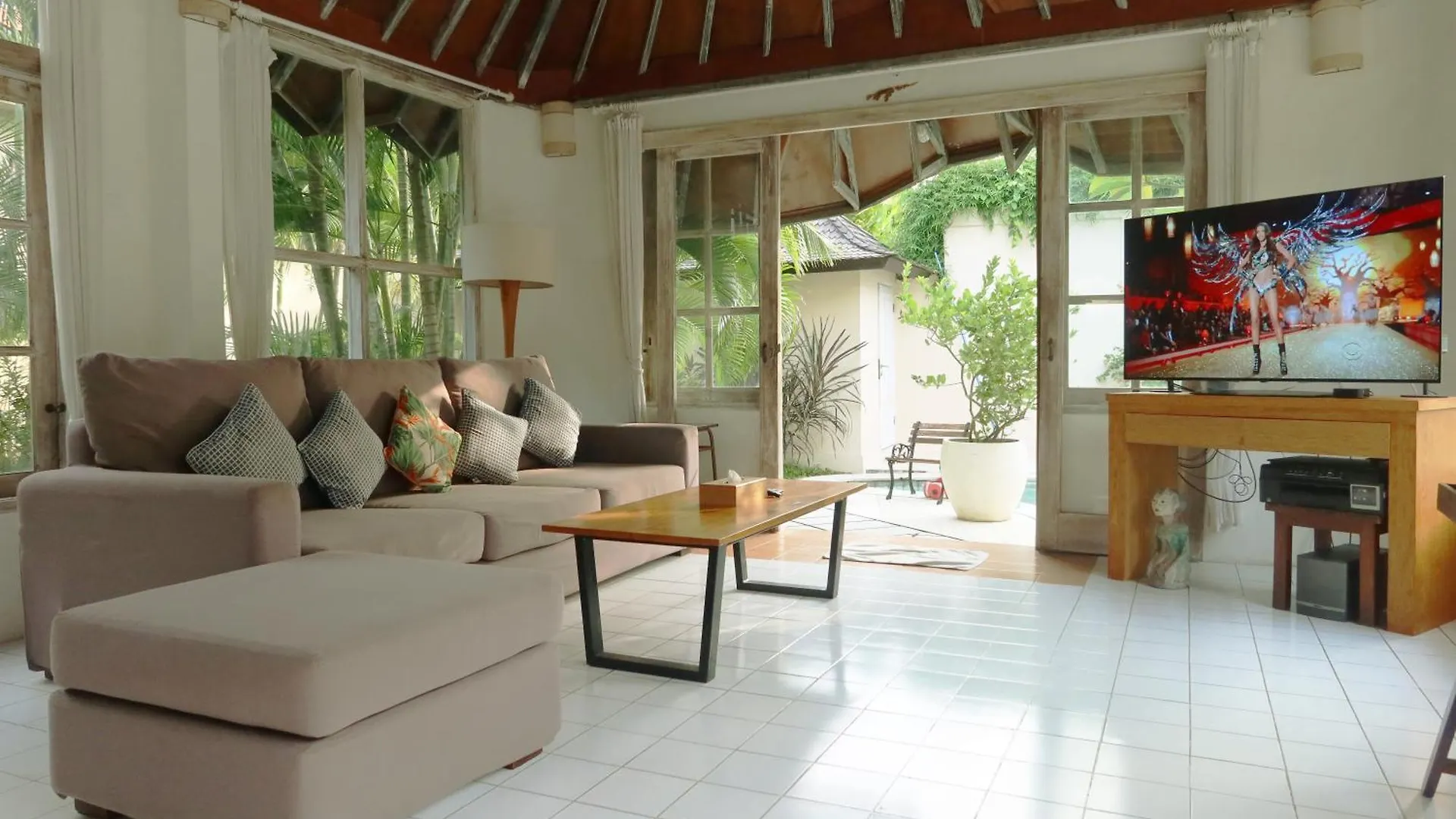 Villa Coconut Bali Seminyak  0*, Seminyak (Bali)