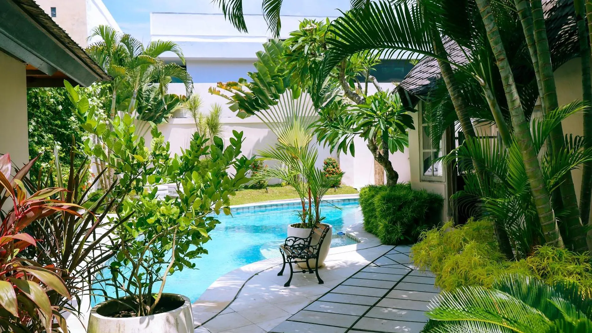 Villa Coconut Bali Seminyak  Seminyak (Bali)